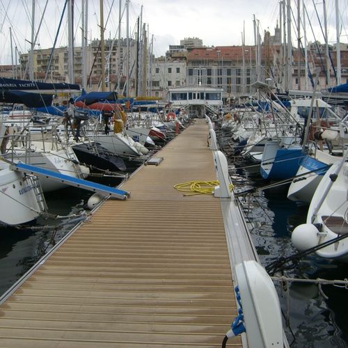 Плавучий док - UNIDECK® - Cmferrer S.A. - Bellingham Marine Europe - для причаливания / для яхтенной стоянки / для порта