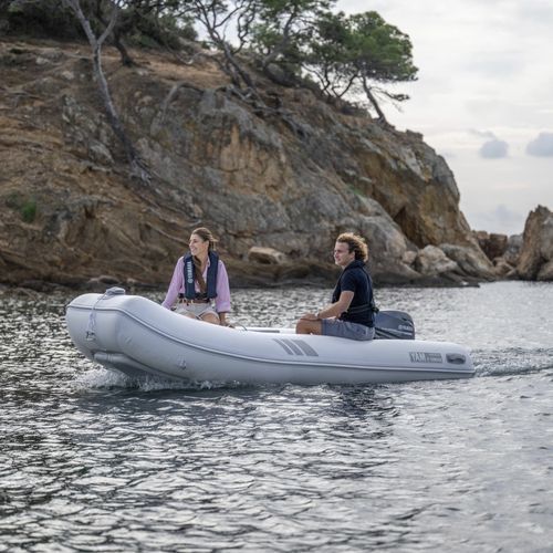 Надувная лодка c подвесным мотором - YAM series - Yamaha Motor Europe - Marine - быстрая / для рыбной ловли / макс. 3 человека