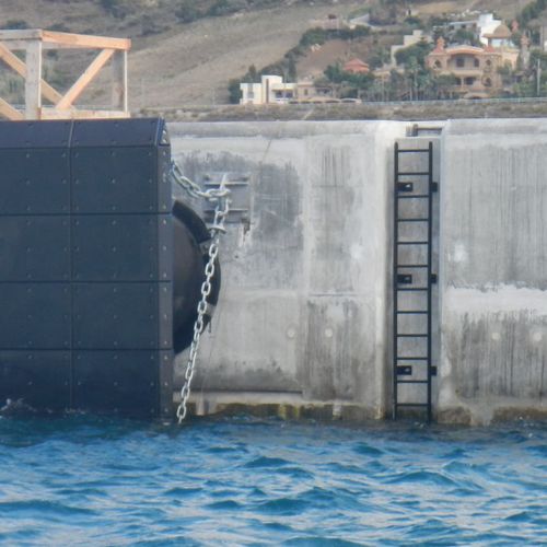 Лестница для понтона - LFE  - Trelleborg Marine and Infrastructure - фиксированная / резервная / ручная