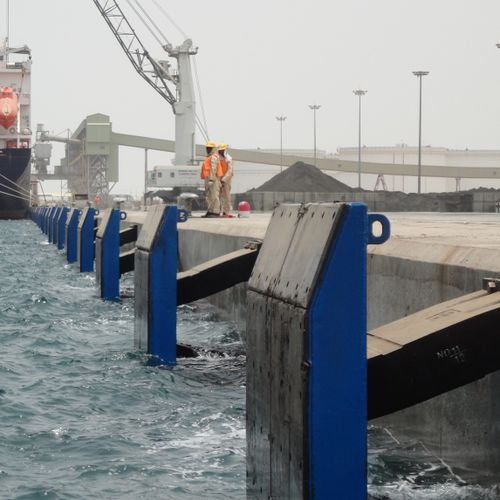 Кранец для порта - MV series - Trelleborg Marine and Infrastructure - для судна / для пирса / модульный