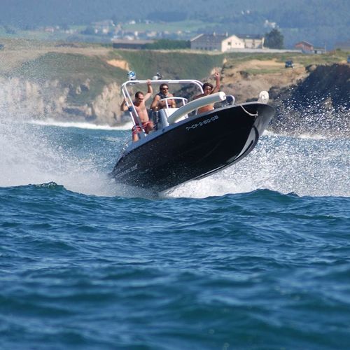 Открытый катер c подвесным мотором - 550 - MOGGARO ALUMINIUM YACHTS - с центральной консолью / с боковой консолью / для спортивной рыбалки