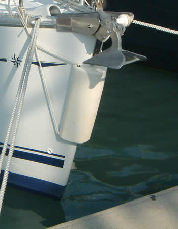 Кранец для катера - 472461 / 472462 - Ocean s.r.l. - для носовой части / в форме дуги