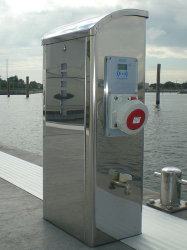 Стойка со встроенным освещением - S700-XL - Plus Marine - для распределения электроэнергии / для распределения воды / для понтона