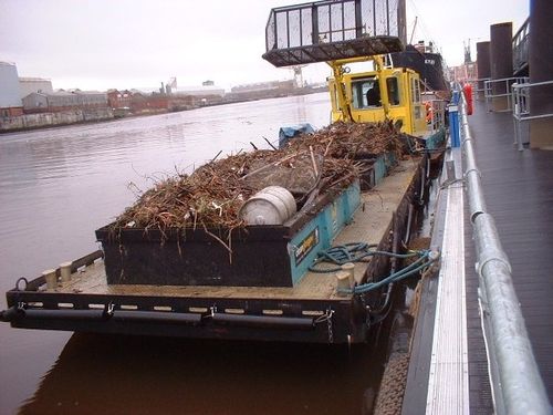 Профессиональный катер баржа для сбора мусора - TWIN SKIPPER BARGE - Water Witch Workboats