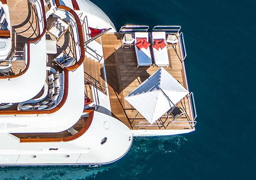 Подъемная платформа - Sanguineti Chiavari produzione articoli nautici s. - для яхты / вспомогательная / с трапом для купания
