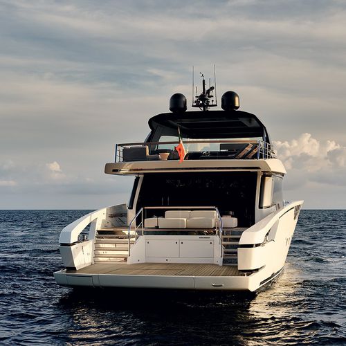 Круизная моторная яхта - SX88 - Cantieri Navali San Lorenzo - с закрытым флайбриджем / POD IPS / 4 каюты