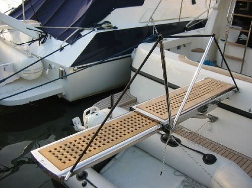 Мосток для катера - AQUARIUS 2 - Pin-craft - телескопический / гидравлический / с дистанционным управлением