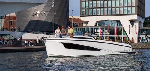 Открытый катер с внутренним мотором - 10 Lounge - DELPHIA Yachts - электрический / дизельный / с двойной консолью