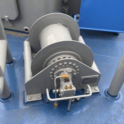 Лебедка для судна - Damen Marine Components - для буксира / для буксировки / с электродвигателем