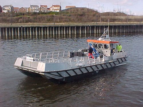 Профессиональный катер судно против загрязнения - ALN 032 ‘Sealand Solutions’ - Alnmaritec - с внутренним мотором