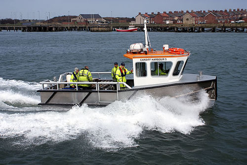 Профессиональный катер рабочее судно - ALN 162 ‘Cardiff Harbour 5’ - Alnmaritec - с внутренним мотором