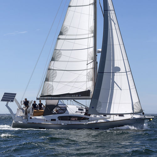 Круизный парусник - 40.9 - Allures Yachting - 3 каюты / 2 каюты / 6 спальных мест