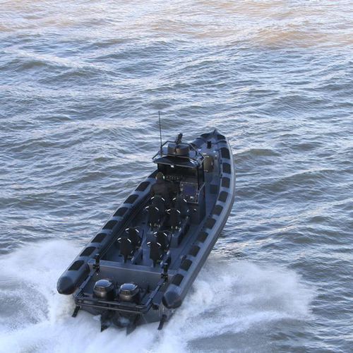 Профессиональный катер c подвесным мотором - MR-1050 COMMANDO - Madera Ribs - надувная лодка с полужестким корпусом