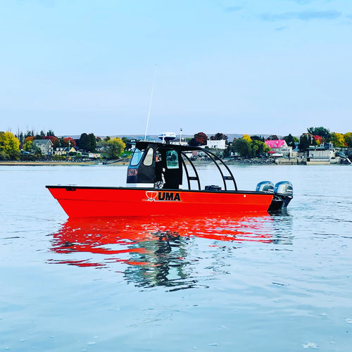 Профессиональный катер спасательное судно - UMA21 - UMA Boat - c подвесным мотором
