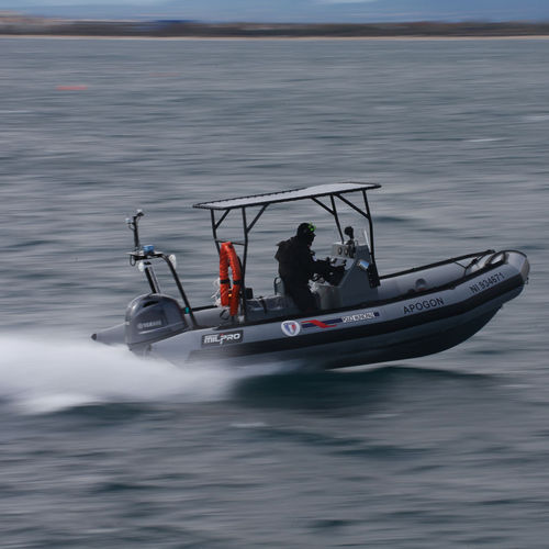 Профессиональный катер рабочее судно - SR-6.3  - Zodiac Milpro International - c подвесным мотором / надувная лодка с полужестким корпусом