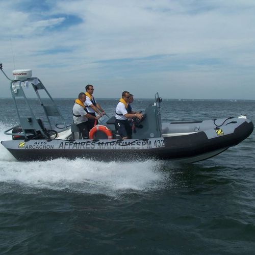 Профессиональный катер катер береговой охраны - SRR 650 - Zodiac Milpro International - c подвесным мотором / надувная лодка с полужестким корпусом