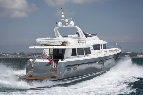 Круизная моторная яхта - HARDY 65DS - Hardy Marine - оффшорная / традиционная / для экспедиций