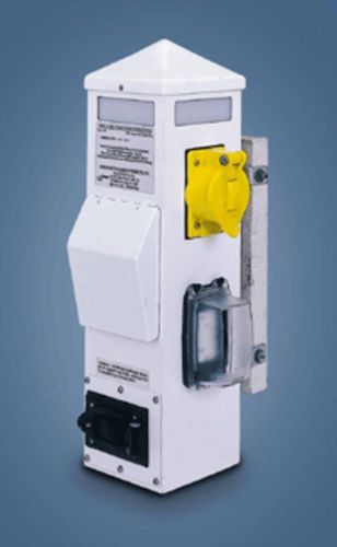 Стойка для распределения электроэнергии - SPC-21-3T  - International Dock Products, Inc. - со встроенным освещением / для понтона / установленная на свае