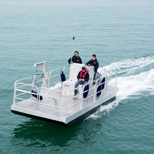 Профессиональный катер рабочее судно - 600 console  - BORD A BORD - рабочая баржа / катер для сбора водорослей / баржа для сбора мусора