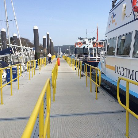 Плавучий док - Inland and Coastal Marina Systems Ltd. - для причаливания / для яхтенной стоянки / высокая нагрузка