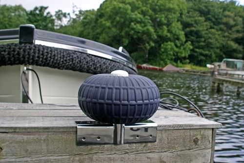 Кранец для яхтенной стоянки - Stainless steel - DockAdd Marine Equipment - для понтона / колесо / Дропстич