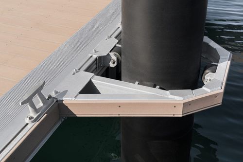 Свайная направляющая из стали - Ronáutica Quality Marinas SLU - для понтона