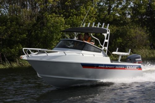 Моторная лодка с каютой c подвесным мотором - 580 Pro - AMF Boat Company - открытая / спортивная / для дайвинга