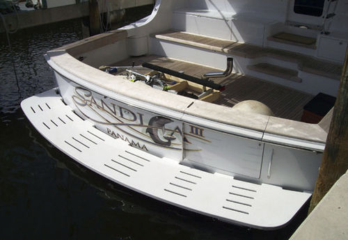 Платформа для купания - 68′ Hatteras - Beachcomber Fiberglass Technology - фиксированная / для яхты / для катера