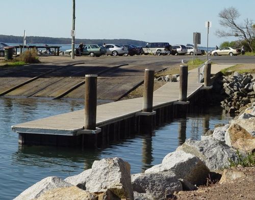 Плавучий док - BOAT RAMP - Marina Dock Systems - для причаливания / для яхтенной стоянки / для катера