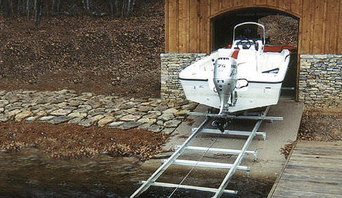 Лифт для катеров - Roll-A-Rail - Hewitt Boats Lifts and Docks - рельсовая система