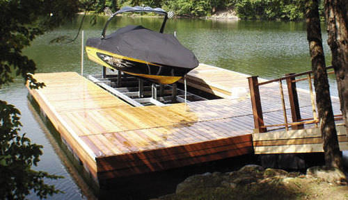 Лифт для катеров - BoatPort - Hewitt Boats Lifts and Docks - плавучий