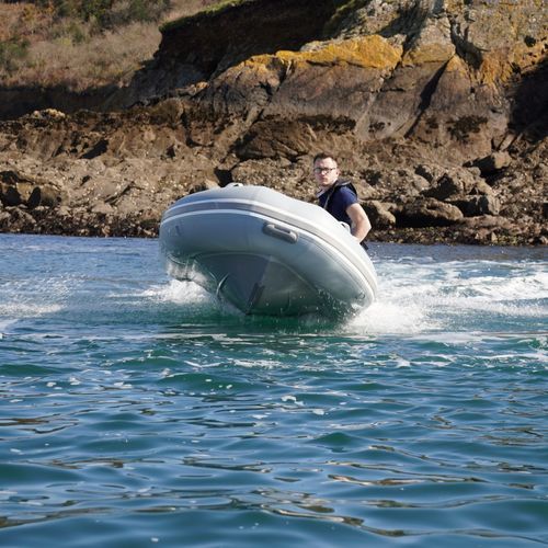 Надувная лодка c подвесным мотором - ULTIMATE 240  - 3D MARINE - RIB / открытая / из алюминия