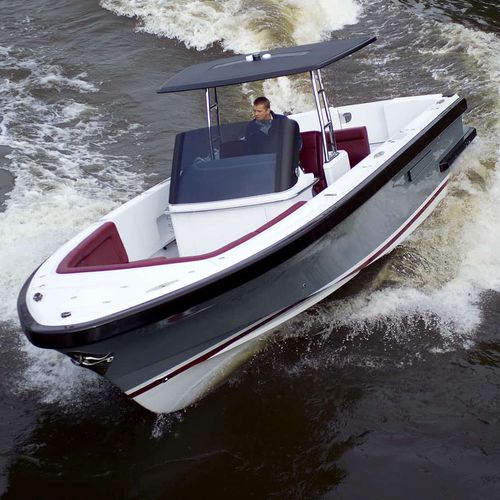 Тендер для яхты с внутренним мотором - TT TITAN - Yachtwerft Meyer - одномоторный / с центральной консолью / открытый
