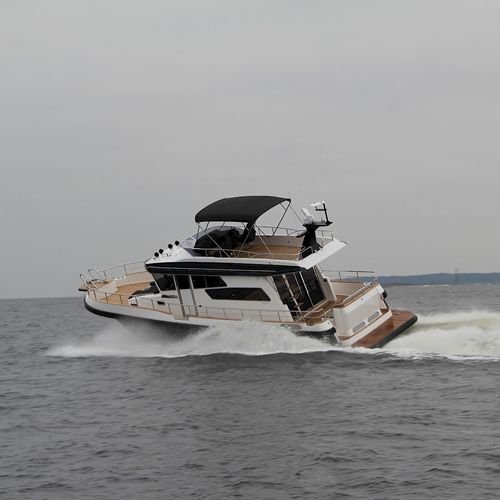 Круизная моторная яхта - 49 SCY - Linex-Boat Oy - с флайбриджем / POD IPS / 3 каюты