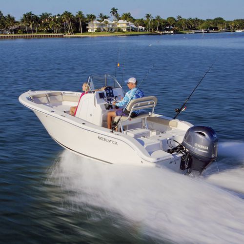 Открытый катер c подвесным мотором - 186 COMMANDER - Sea Fox Boats - с центральной консолью / для спортивной рыбалки / макс. 7 человек