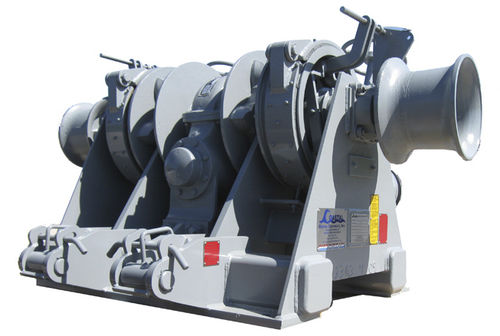 Гидравлический брашпиль - W10031 / W10033 - Coastal Marine Equipment Inc - для судна / горизонтальный / на палубу