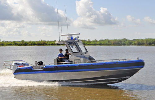 Профессиональный катер спасательное судно - 26 RELENTLESS - Metal Shark Aluminum Boats - c подвесным мотором / из алюминия