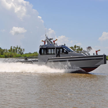 Профессиональный катер пожарный катер - 55 DEFIANT  - Metal Shark Aluminum Boats - с внутренним мотором / из алюминия