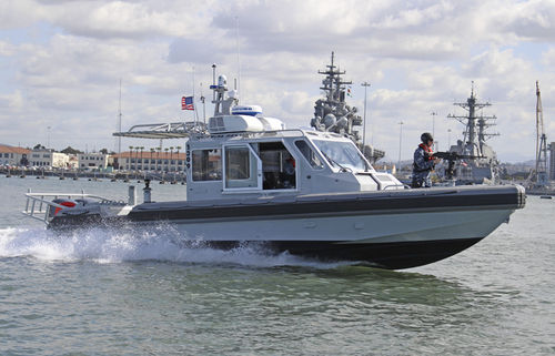Профессиональный катер катер береговой охраны - 32 DEFIANT - Metal Shark Aluminum Boats - c подвесным мотором / из алюминия