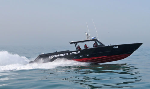 Профессиональный катер катер береговой охраны - 52 FEARLESS - Metal Shark Aluminum Boats - с внутренним мотором / из алюминия