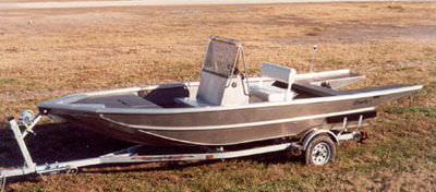 Рыбацкая лодка c подвесным мотором - 1760V7-CC - Scully's Aluminum Boats - с центральной консолью / для спортивной рыбалки