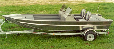 Рыбацкая лодка c подвесным мотором - 1760V2-SC - Scully's Aluminum Boats - с боковой консолью / для спортивной рыбалки