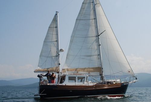 Круизный парусник - MT-37 Nordic Duck - Morozov Yachts - смешанного типа / 6 спальных мест / из алюминия