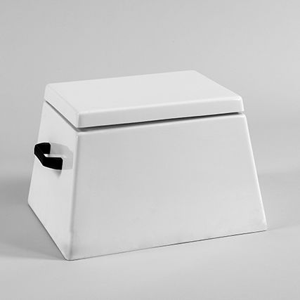 Ступенька с контейнером для хранения - EC2202 - Dock Box Depot: Custom Fiberglass Accessories