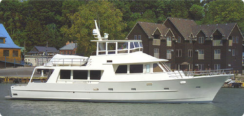 Круизная моторная яхта - PASSAGE MAKER 74 - Kanter Yachts - траулер / с рулевой рубкой / корпус водоизмещающего типа