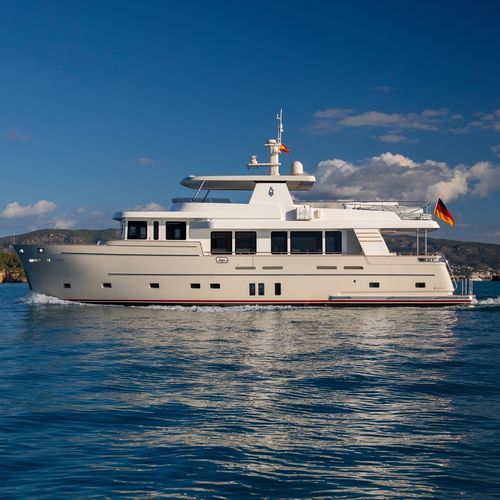 Круизная моторная яхта - FELIS - Van der Valk Shipyard - траулер / с рулевой рубкой / 4 каюты