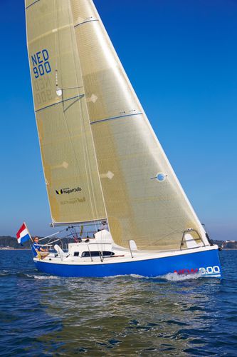 Круизный скоростной парусник - WINNER 9 - Winner Yachts - с центральным кокпитом