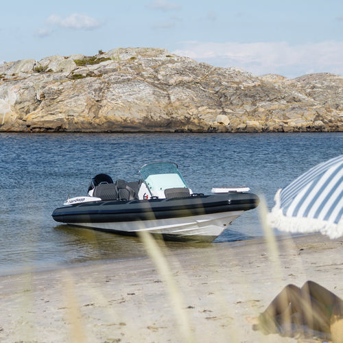 Надувная лодка c подвесным мотором - Airborne 6.3 - Nordkapp Boats - полужесткая / открытая / с центральной консолью