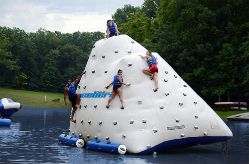 Оборудование для игр на воде горка - 14' Iceberg - RAVE Sports - стенка для лазанья / для базы отдыха / надувное