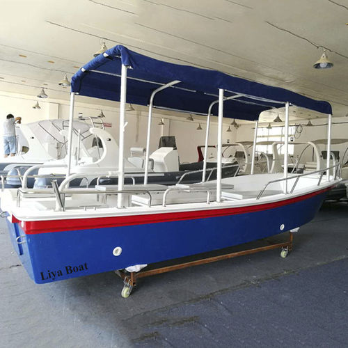 Открытый катер c подвесным мотором - SW580B - Qingdao Lian Ya Boat Co.,Ltd. - для рыбной ловли / из стекловолокна / макс. 8 человек